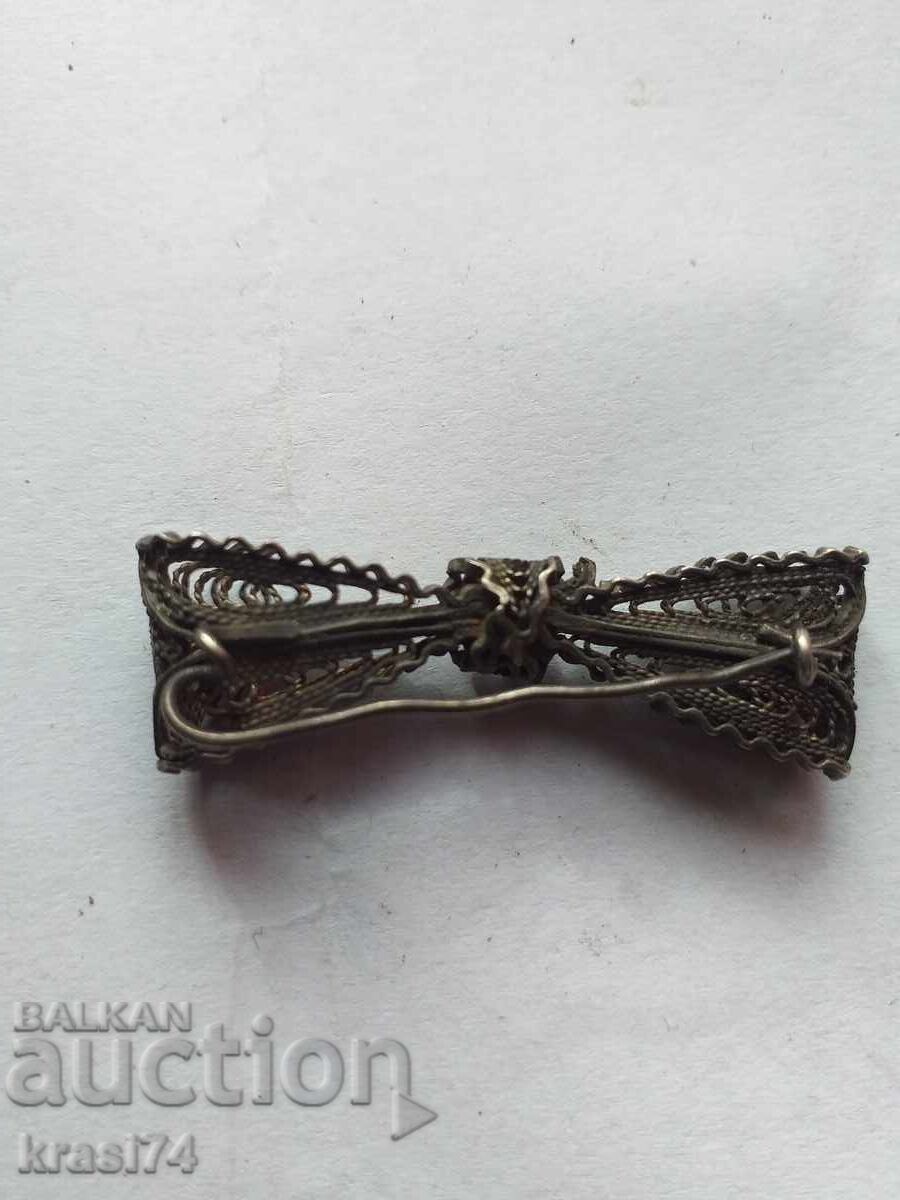 Ασημένια καρφίτσα με τιμή € 7.67 | 15.00 BGN Ασημένια καρφίτσα με τιμή € 7.67 | 15.00 BGN