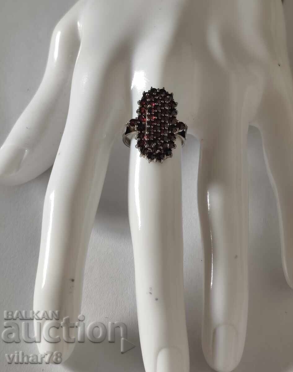 INEL DE ARGINT PENTRU DOAMNE, VECHI, CU GRANATE - 5