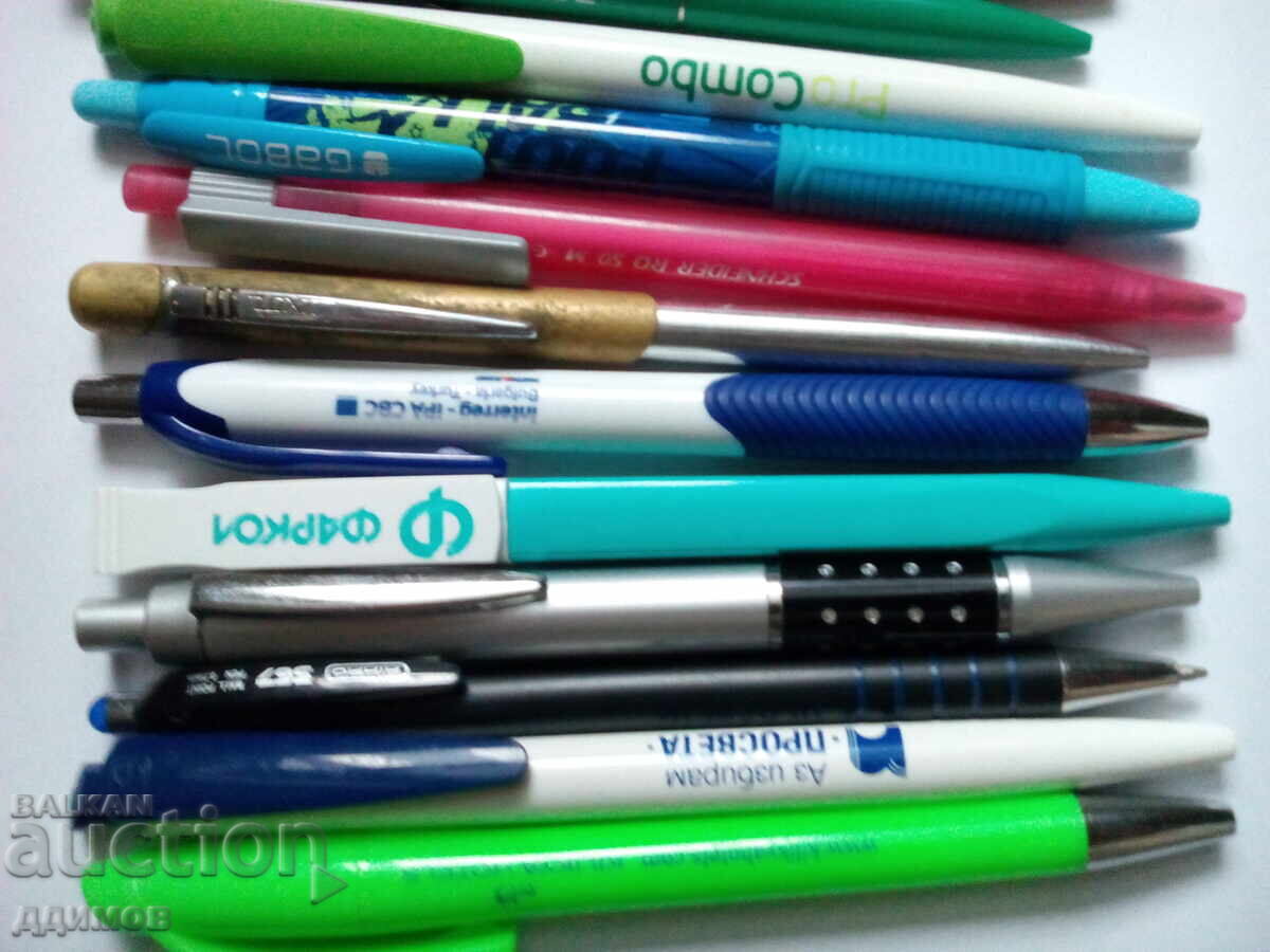 Licitație 20 bucăți stilouri chimice automate diferite Licitație 20 bucăți stilouri chimice automate diferite