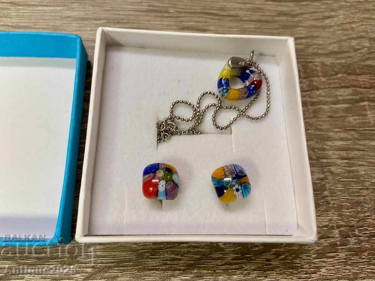 Delivery of Bright Murano glass set