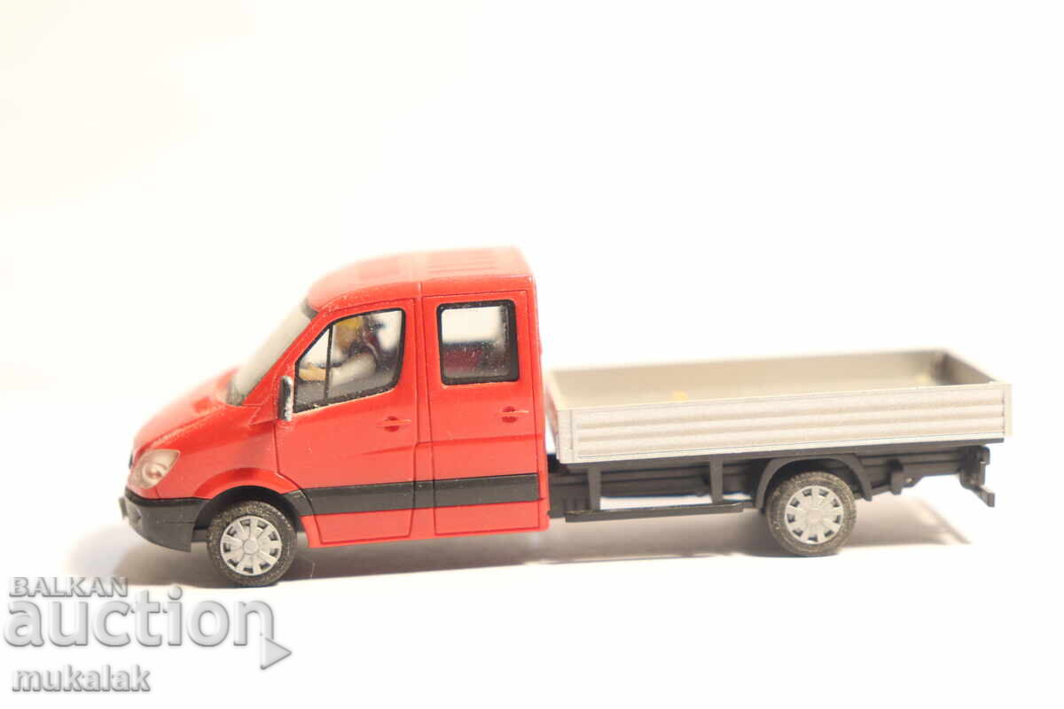 HERPA H0 1/87 MERCEDES SPRINTER MICROBUS TRUCK MODEL HERPA H0 1/87 MERCEDES SPRINTER MICROBUS TRUCK MODEL