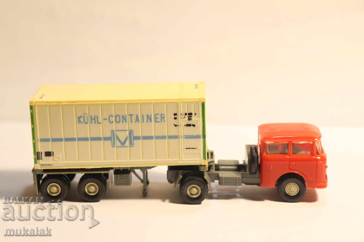 PREFO H0 1/87 SKODA MADARA MODEL MAȘINĂ CAMION
