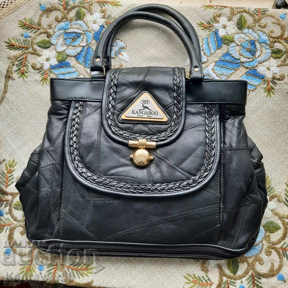 Γυναικεία δερμάτινη τσάντα "KANGAROO" - καινούργια