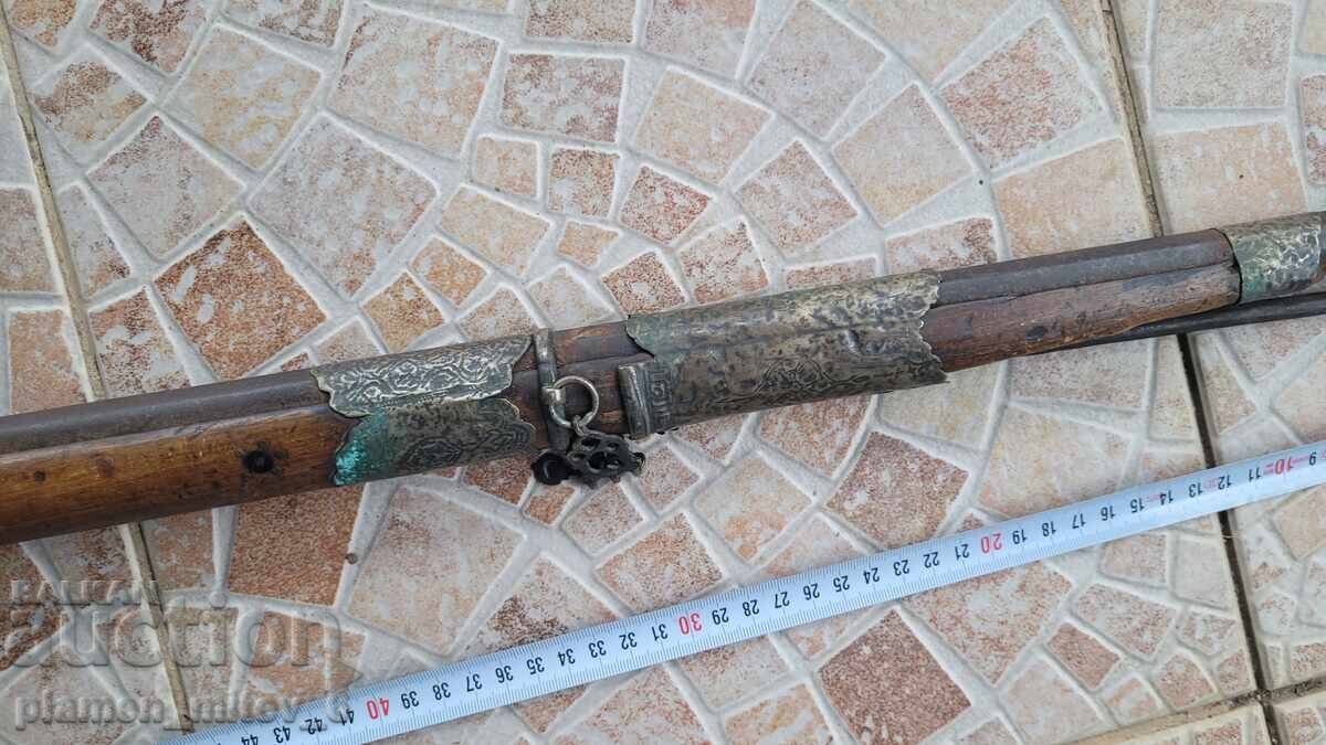 Livrarea Pușcă, cremene, șisane, boilie, pușcă cu fitil Livrarea Pușcă, cremene, șisane, boilie, pușcă cu fitil