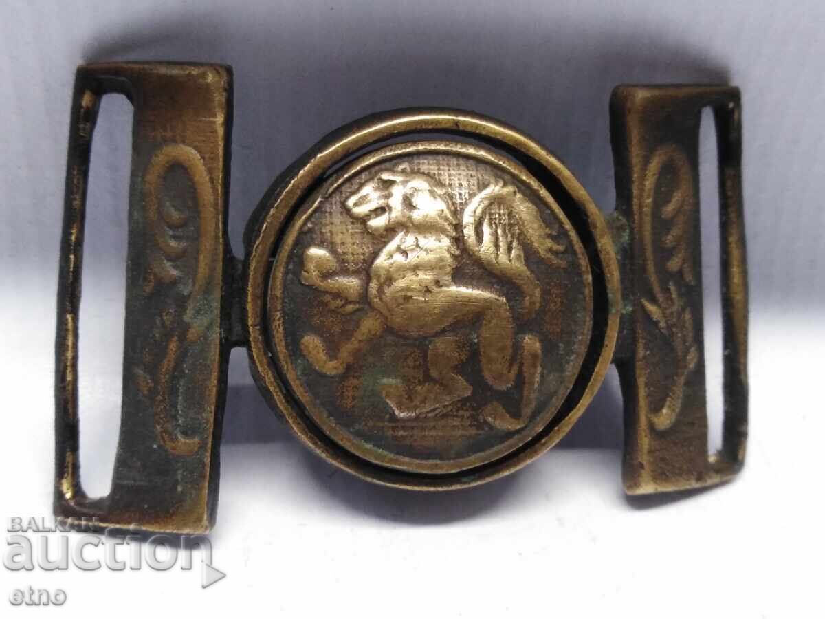 СТАРА БРОНЗОВА ТОКА ЗА КОЛАН С ЛЪВ,ЛЪЧЕ