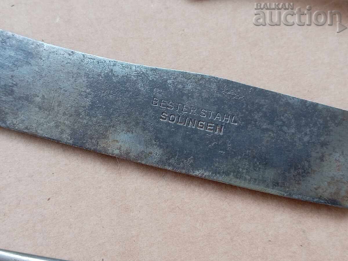 старинни прибори SOLINGEN СОЛИНГЕН вилица нож с цена € 20.96 | 40.99 лв. старинни прибори SOLINGEN СОЛИНГЕН вилица нож с цена € 20.96 | 40.99 лв.