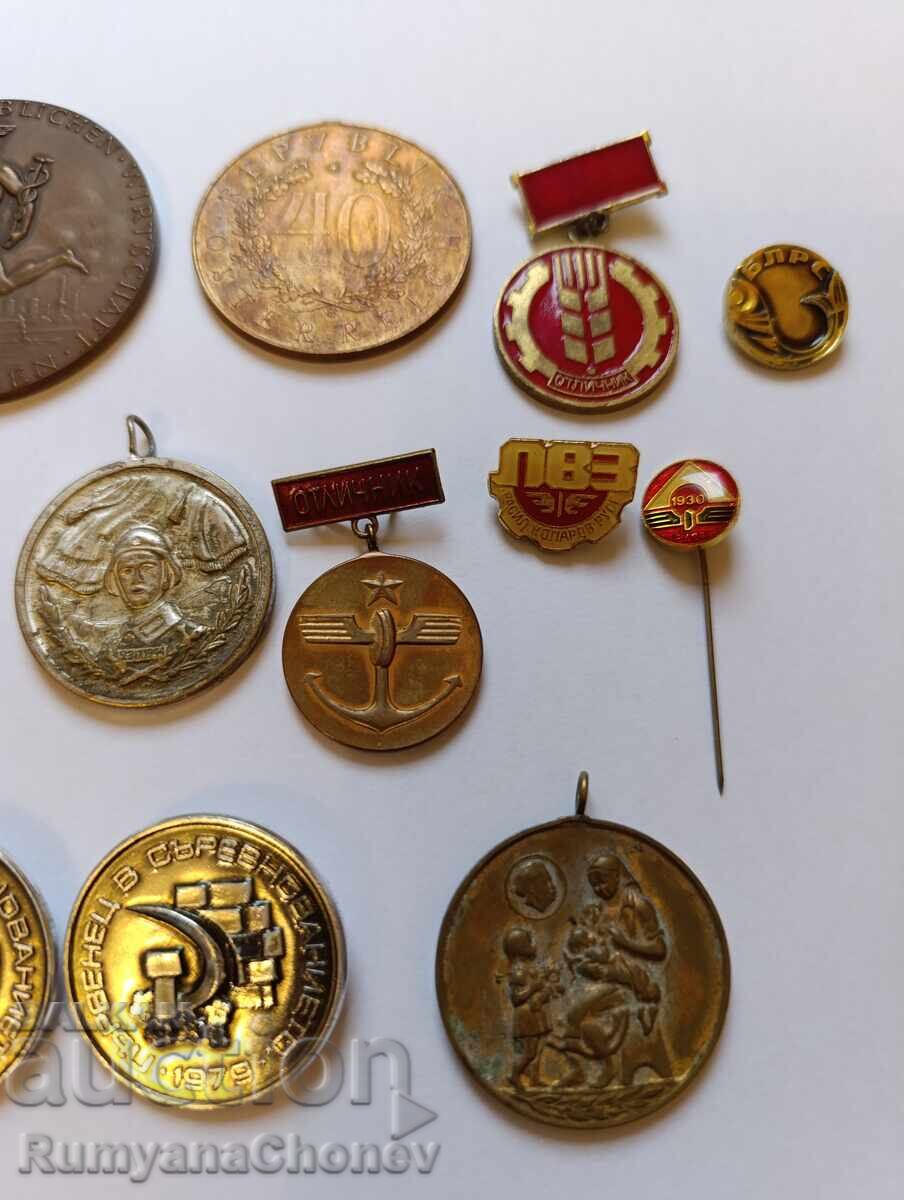 Livrarea Lot insignii, semn, medalie