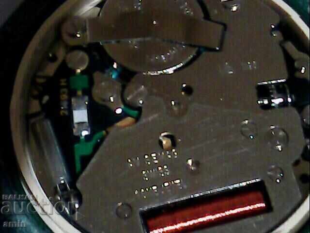 Licitație 2 buc ceasuri vechi funcționale Licitație 2 buc ceasuri vechi funcționale