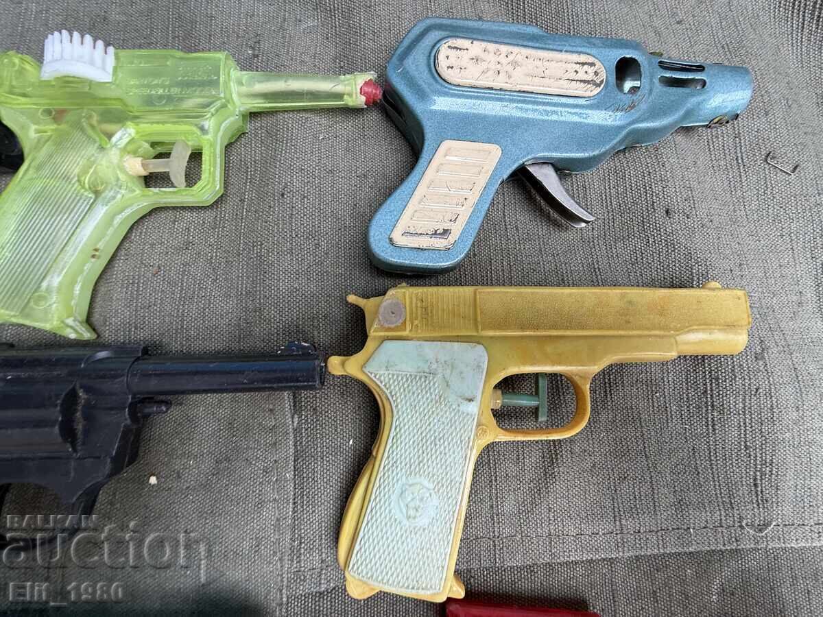 Лот Детски Пистолети от соца - 6 Лот Детски Пистолети от соца - 6