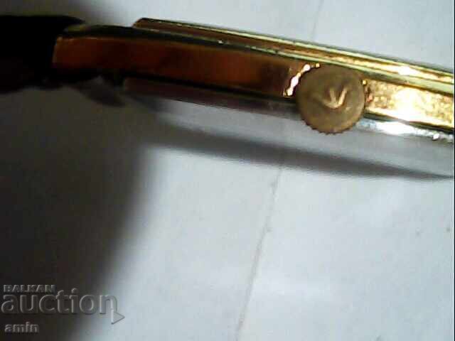 Доставка на красив позлатен 4асовник сес скапо цени камъни