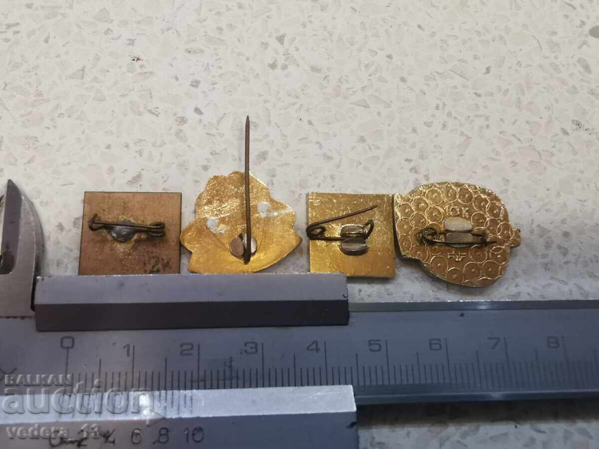 Auction  LOT OF BADGES