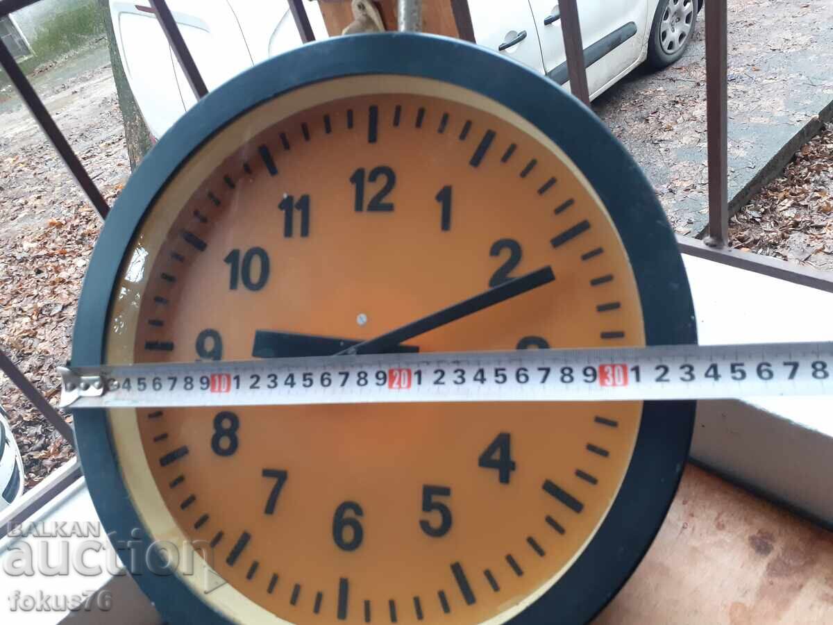 Аукцион Голям български индустриален гаров електрически часовник Аукцион Голям български индустриален гаров електрически часовник