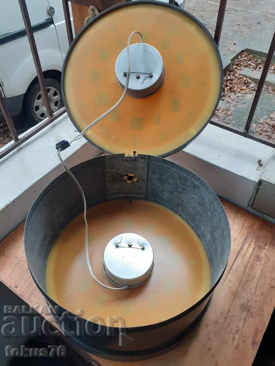 Доставка на Голям български индустриален гаров електрически часовник Доставка на Голям български индустриален гаров електрически часовник