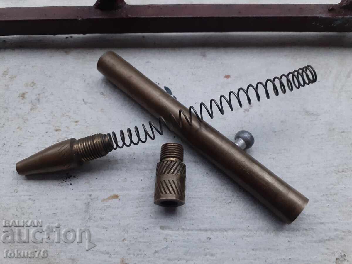 Доставка на Оса, Кучегон, Сватбарско пушкало, бронз работи с ловни капси