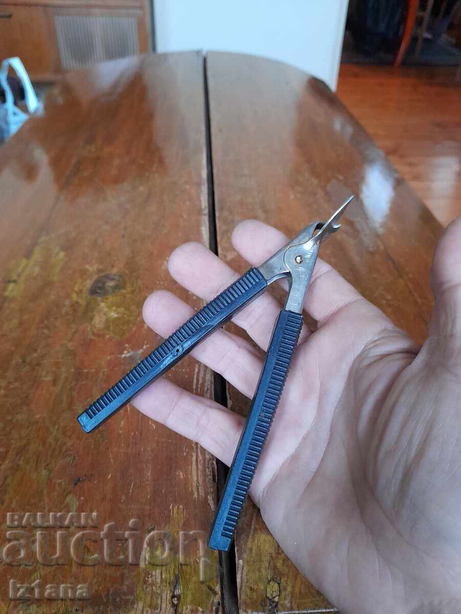 Аукцион Стара отварачка за буркани Аукцион Стара отварачка за буркани