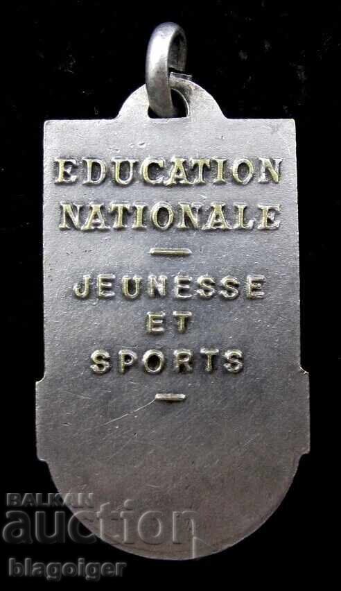 Auction  Star French Sports Medal - Youth Sports