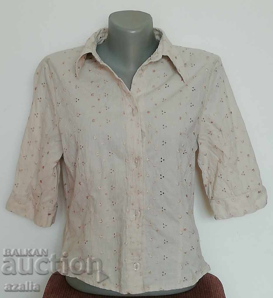 Beige shirt with embroidery Beige shirt with embroidery