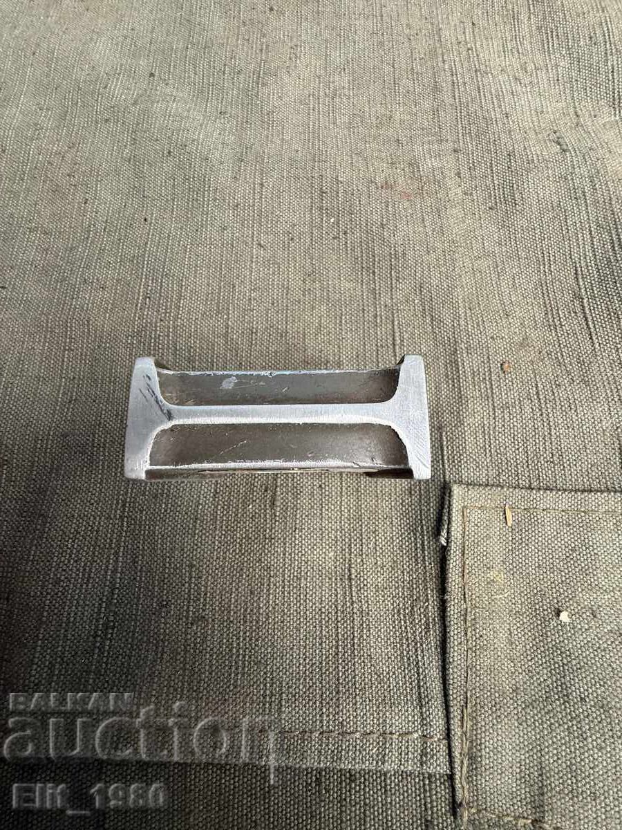 Licitație Nivelă de artilerie pentru tun, mortier obuzier Licitație Nivelă de artilerie pentru tun, mortier obuzier