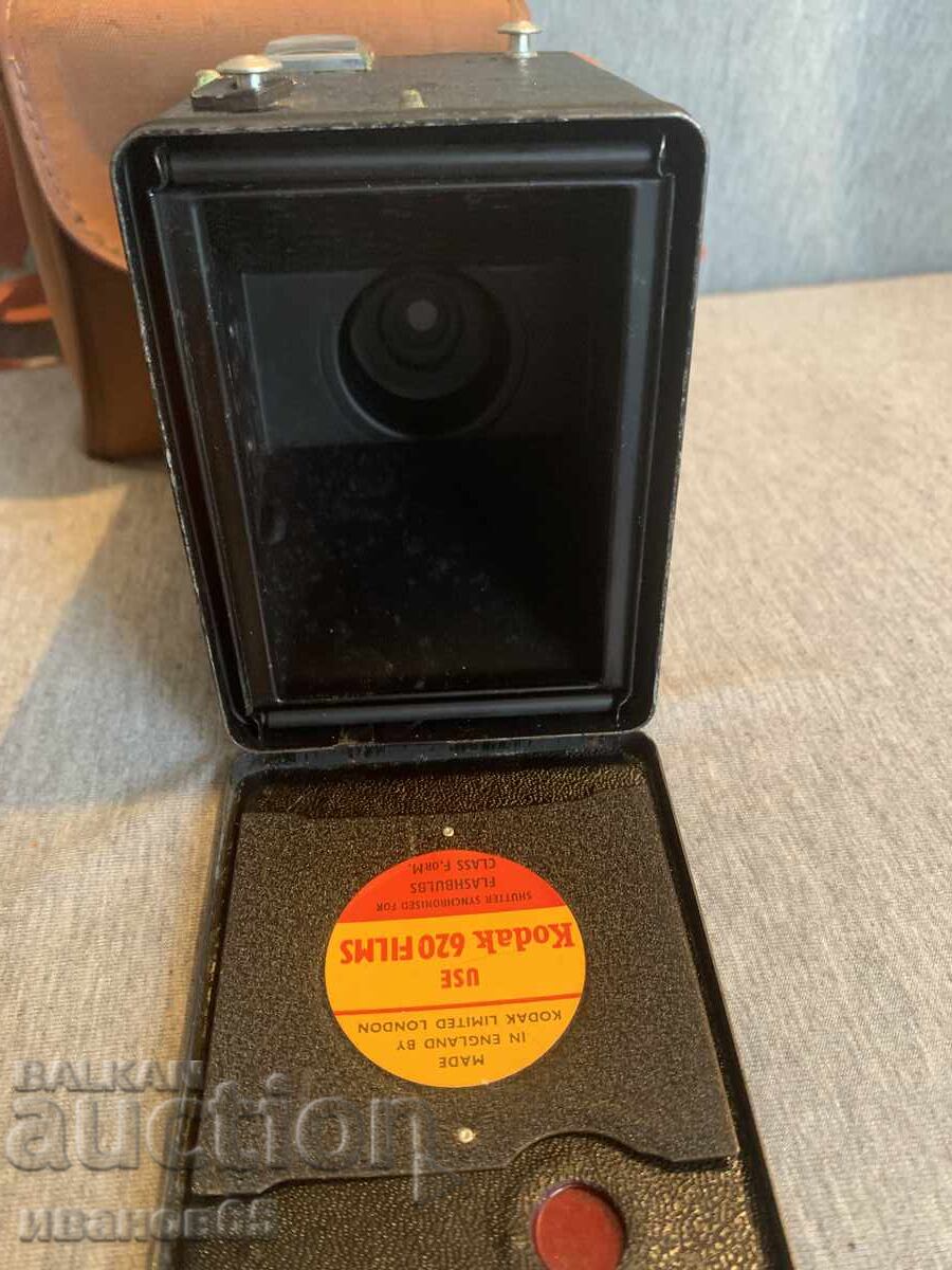 фотоапарат Kodak Six-20 Brownie Model E - 6