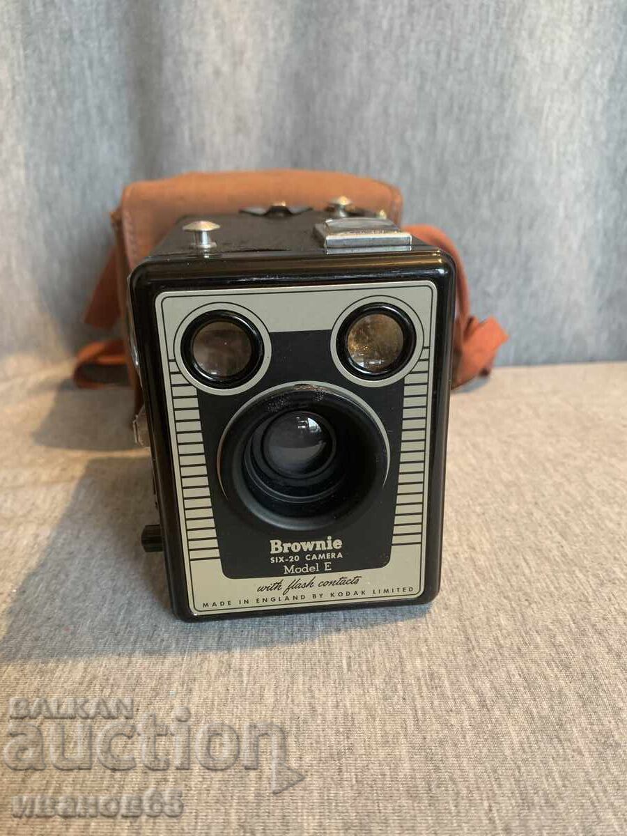 фотоапарат Kodak Six-20 Brownie Model E