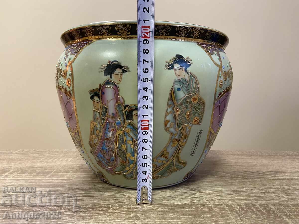 Antique Satsuma ceramic vase, China, export production - 5