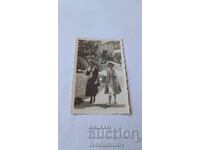 Photo: Two women on a walk