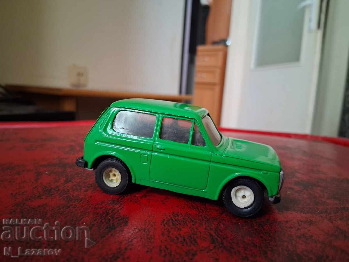 Lada Niva metal toy car Bulgarian Matchbox - 5 Lada Niva metal toy car Bulgarian Matchbox - 5
