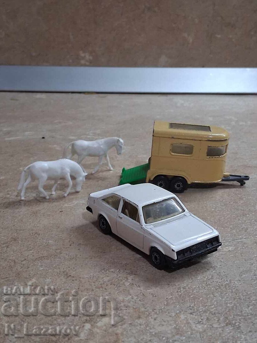 Licitație Matchbox Ford Escort și căruță cu cai