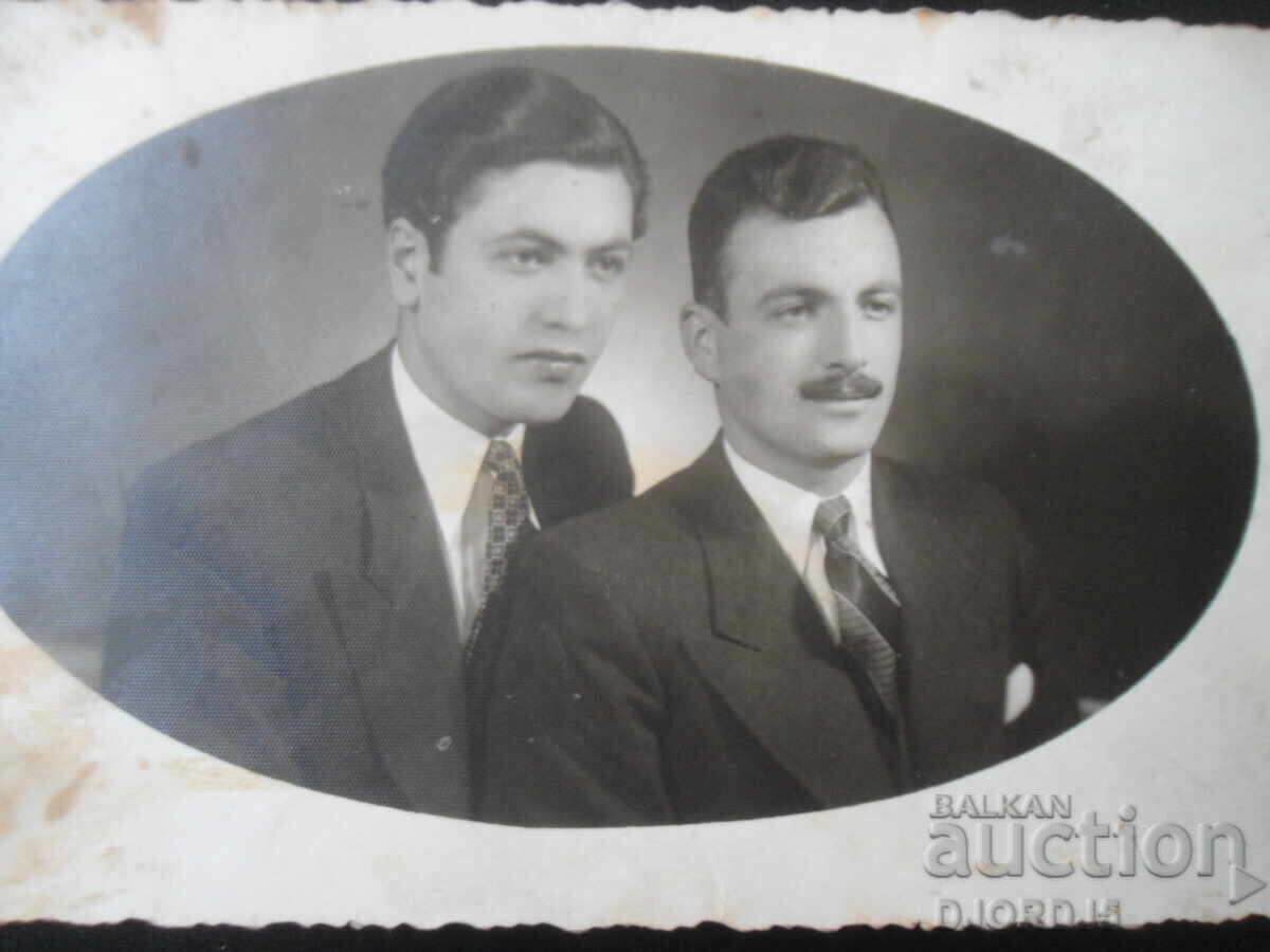 Fotografie veche, Ianuarie 1941, orașul Triavna