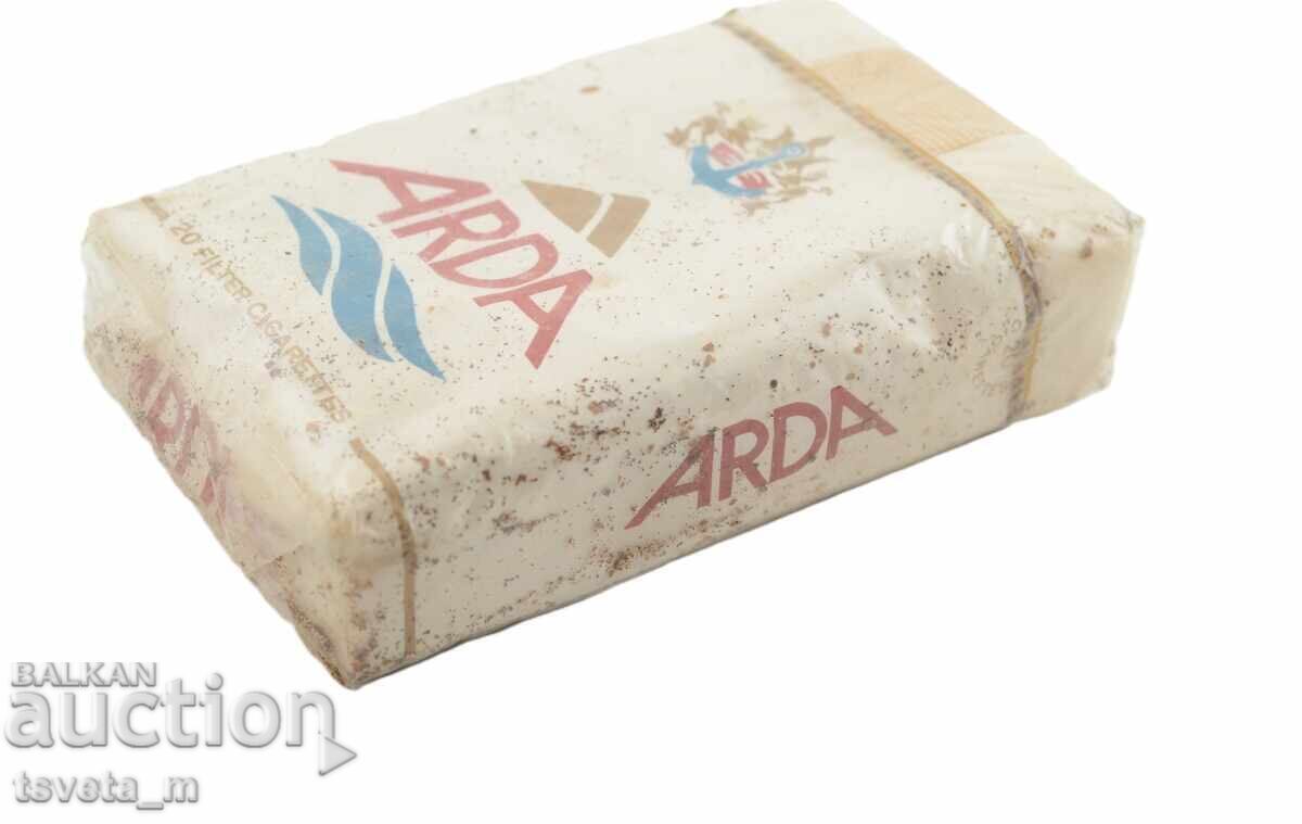 Аукцион Цигари Арда запечатани 90-те години на миналия век.