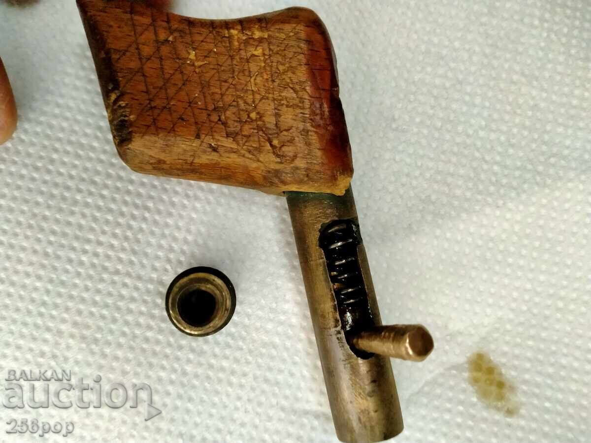 Аукцион Оса, самодел от 80-те години