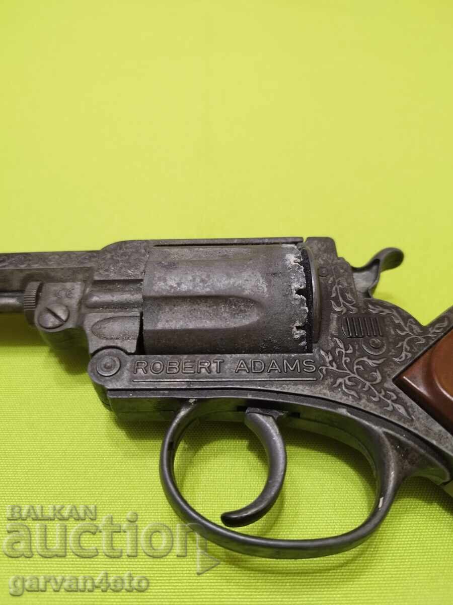 Capsule pistol cu preț € 7.66 | 14.98 BGN