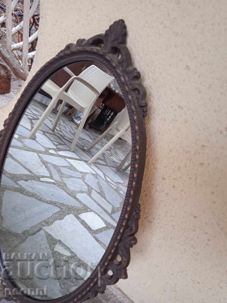 Licitație Oglindă barocă cu ramă metalică