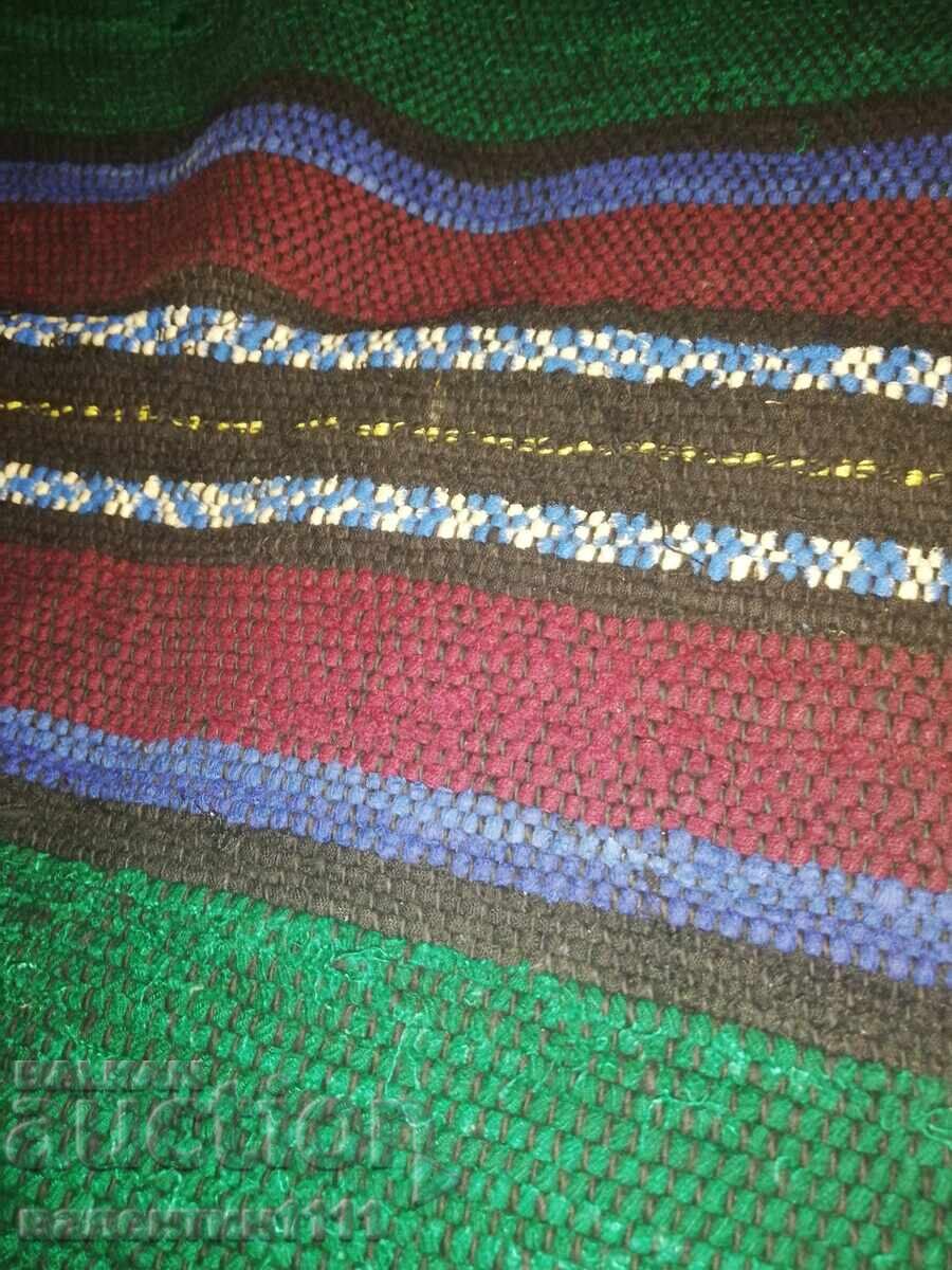 Covor țesut manual, nou cu preț € 0.01 | 0.02 BGN