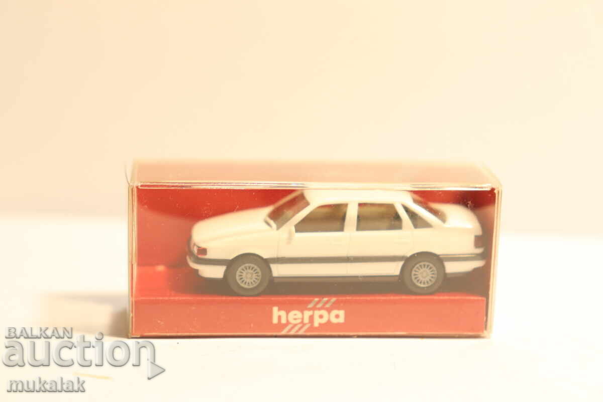 HERPA H0 1/87 VW PASSAT CAR TRUCK MODEL