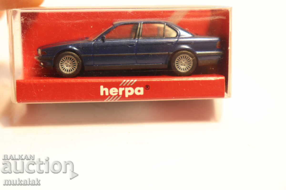 Delivery of HERPA H0 1/87 BMW 7 MODEL CAR TOY