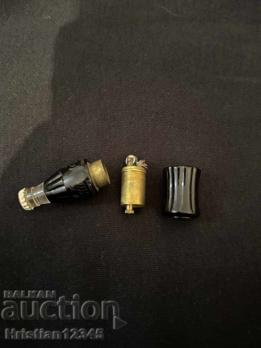 Доставка на Антична запалка Coca Cola Доставка на Антична запалка Coca Cola