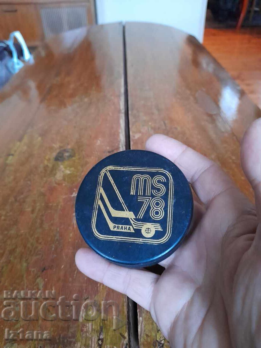 Old Hockey Puck Praha 1978 with price € 46.02 | 90.01 BGN
