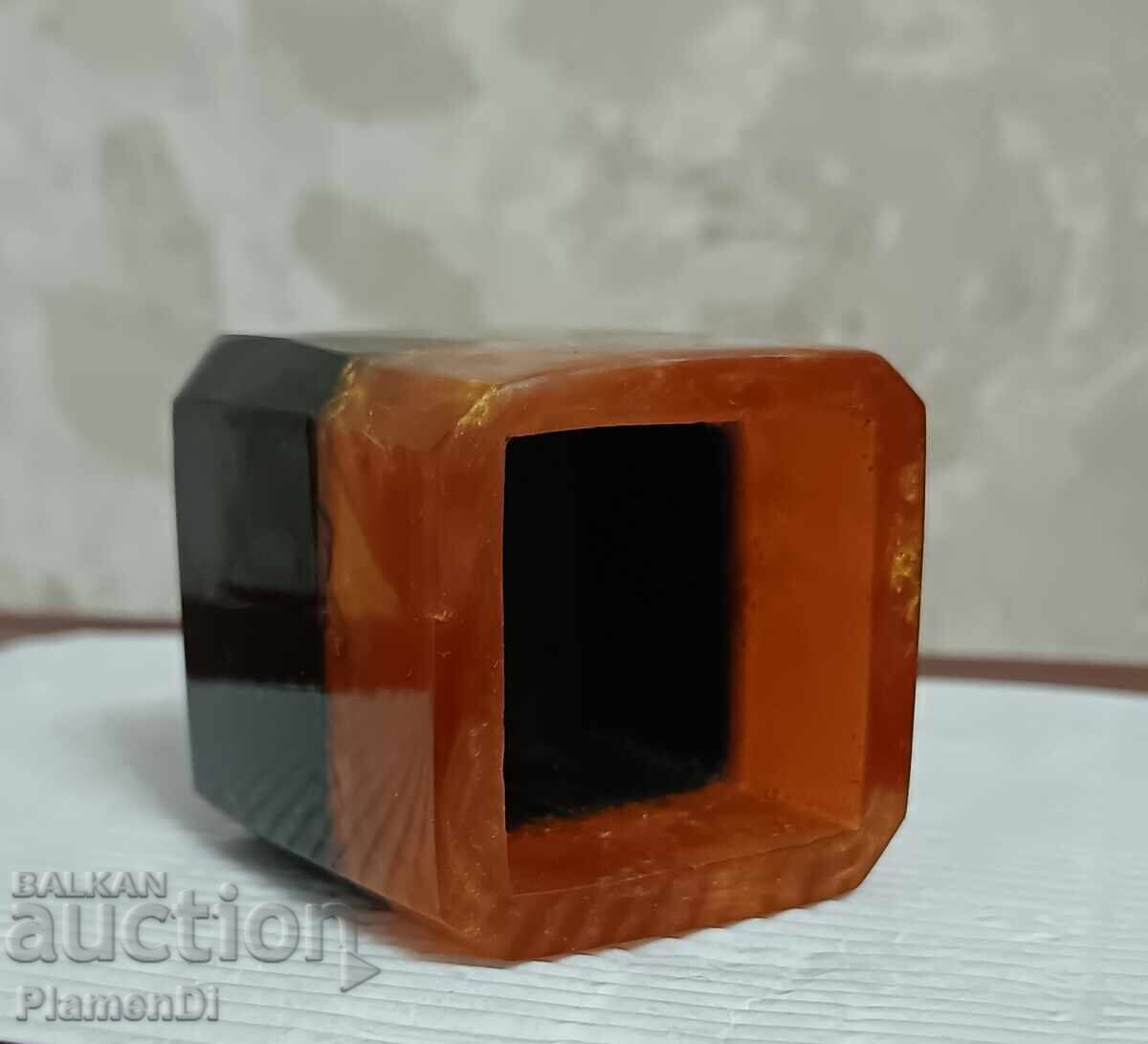 Auction Vintage Pencil Holder by Katalin, Bakelite Auction Vintage Pencil Holder by Katalin, Bakelite