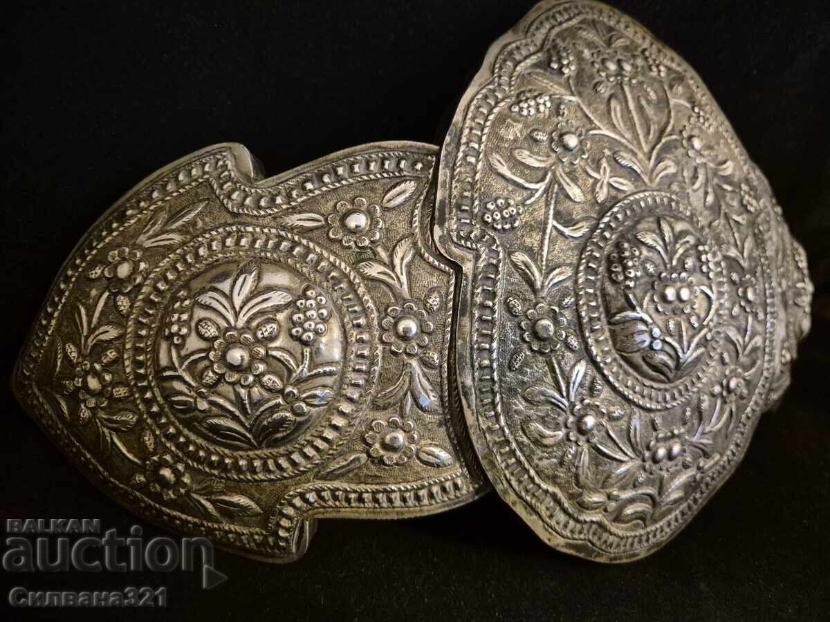 Revival Pafti with price € 800.00 | 1564.66 BGN