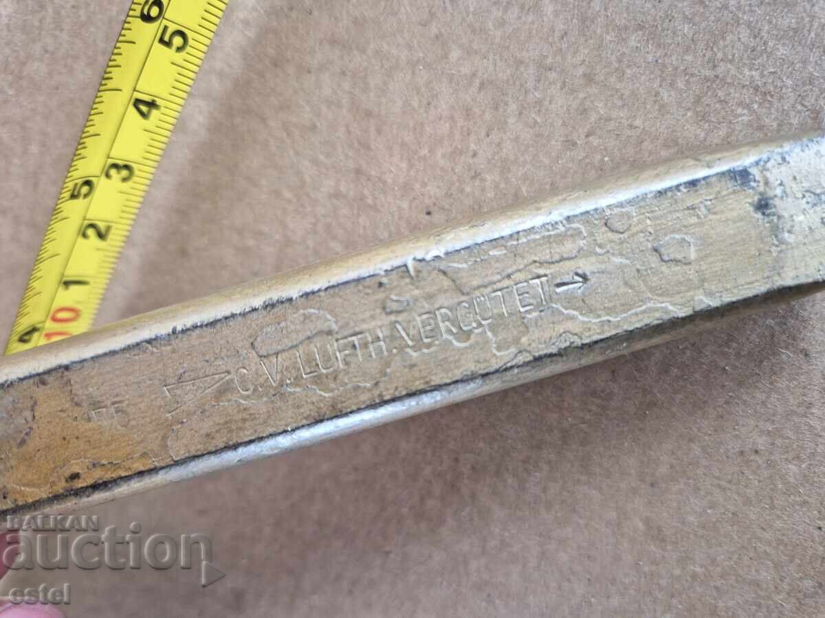 Licitație Daltă - centru "Lufth vergutet" - Germania de Vest