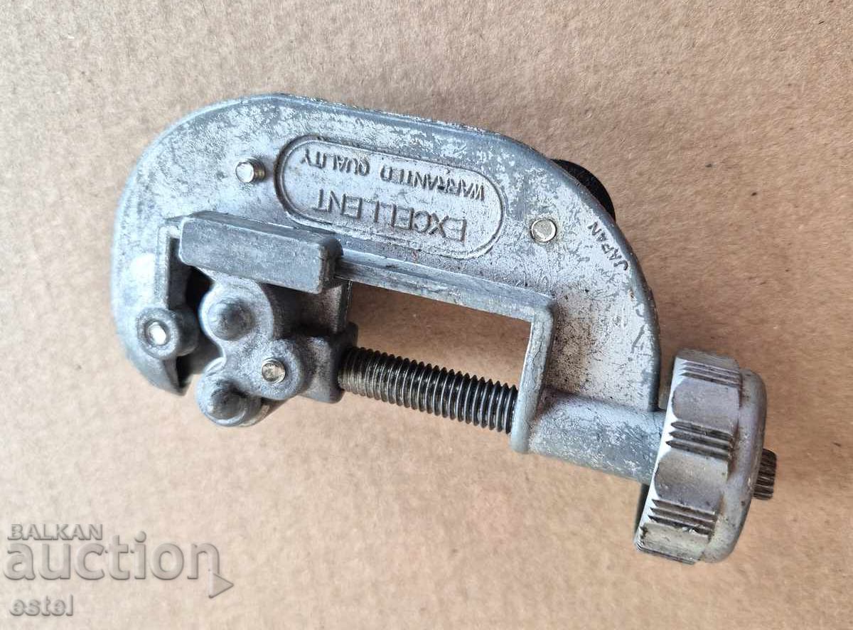 Японски тръборез с цена € 7.62 | 14.90 лв. Японски тръборез с цена € 7.62 | 14.90 лв.