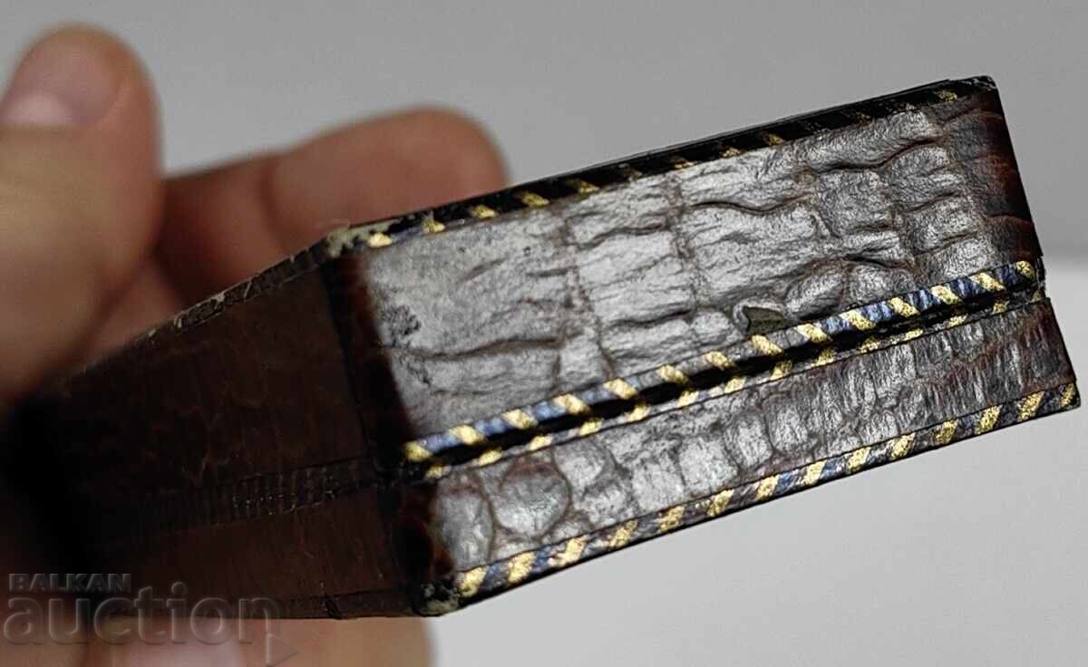 OLD BOX - 5 OLD BOX - 5