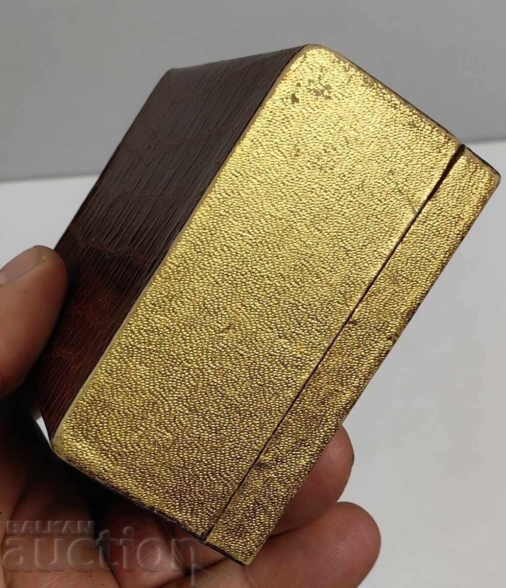 Доставка на СТАРА КУТИЯ КУТИЙКА Доставка на СТАРА КУТИЯ КУТИЙКА