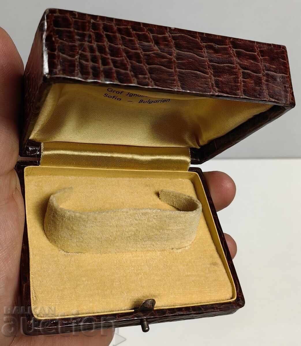 СТАРА КУТИЯ КУТИЙКА с цена € 19.94 | 39.00 лв. СТАРА КУТИЯ КУТИЙКА с цена € 19.94 | 39.00 лв.