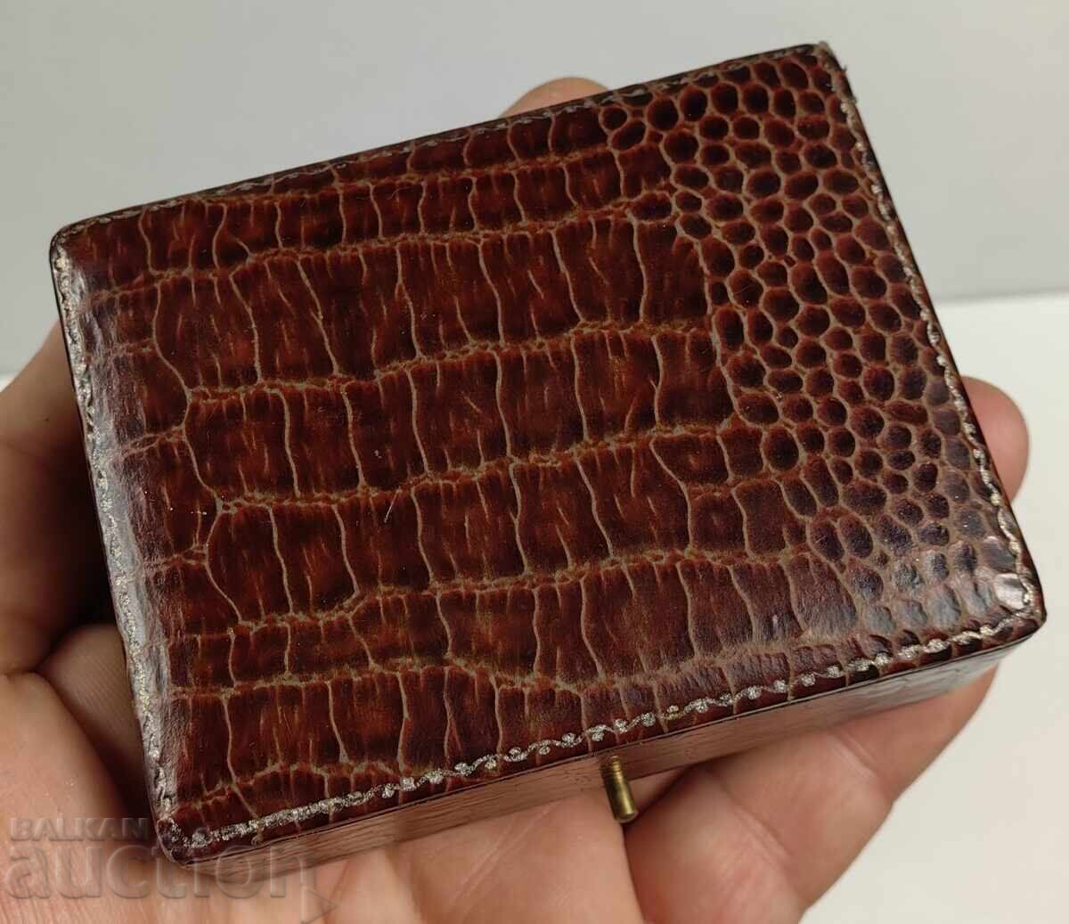 OLD BOX with price € 19.94 | 39.00 BGN