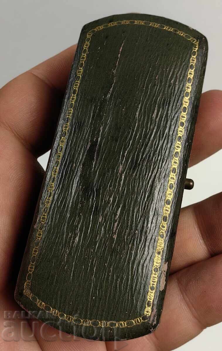 Аукцион СТАРА КУТИЯ КУТИЙКА Аукцион СТАРА КУТИЯ КУТИЙКА