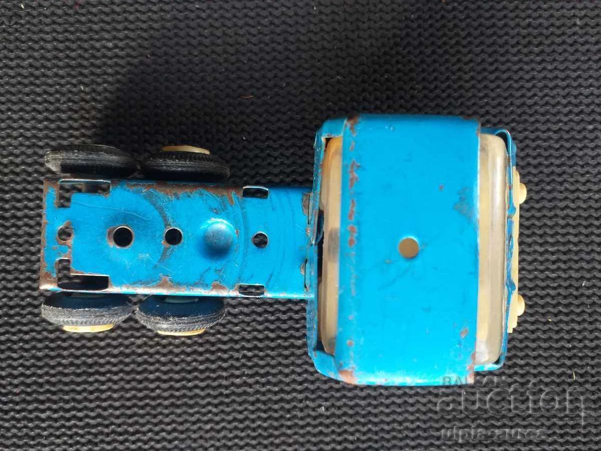 Παράδοση Κοινωνικό λαμαρινένιο παιχνίδι Παράδοση Κοινωνικό λαμαρινένιο παιχνίδι