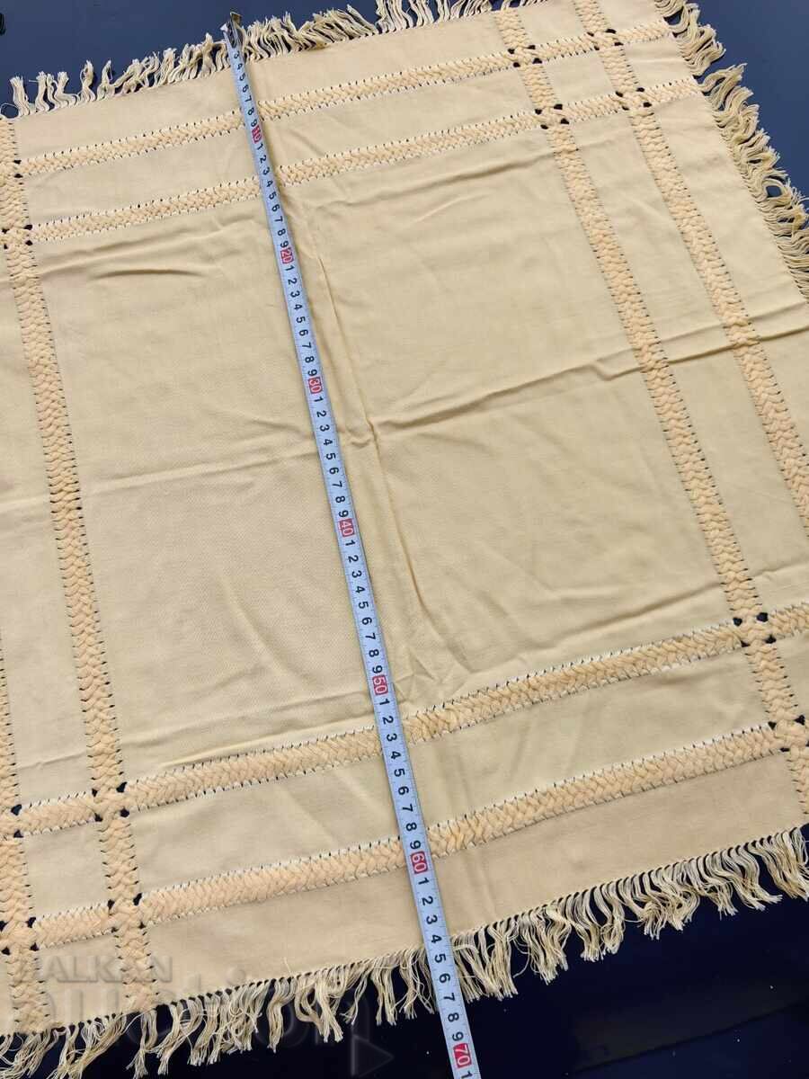 СТАРО БРОДИРАНО КАРЕ ПОКРИВКА БРОДЕРИЯ - 5 СТАРО БРОДИРАНО КАРЕ ПОКРИВКА БРОДЕРИЯ - 5