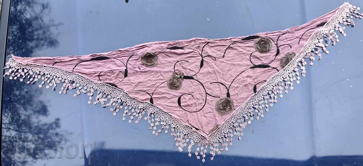 EȘARFĂ VECHE, BRODERIE CU FLORI, TRANDAFIRI - 5 EȘARFĂ VECHE, BRODERIE CU FLORI, TRANDAFIRI - 5